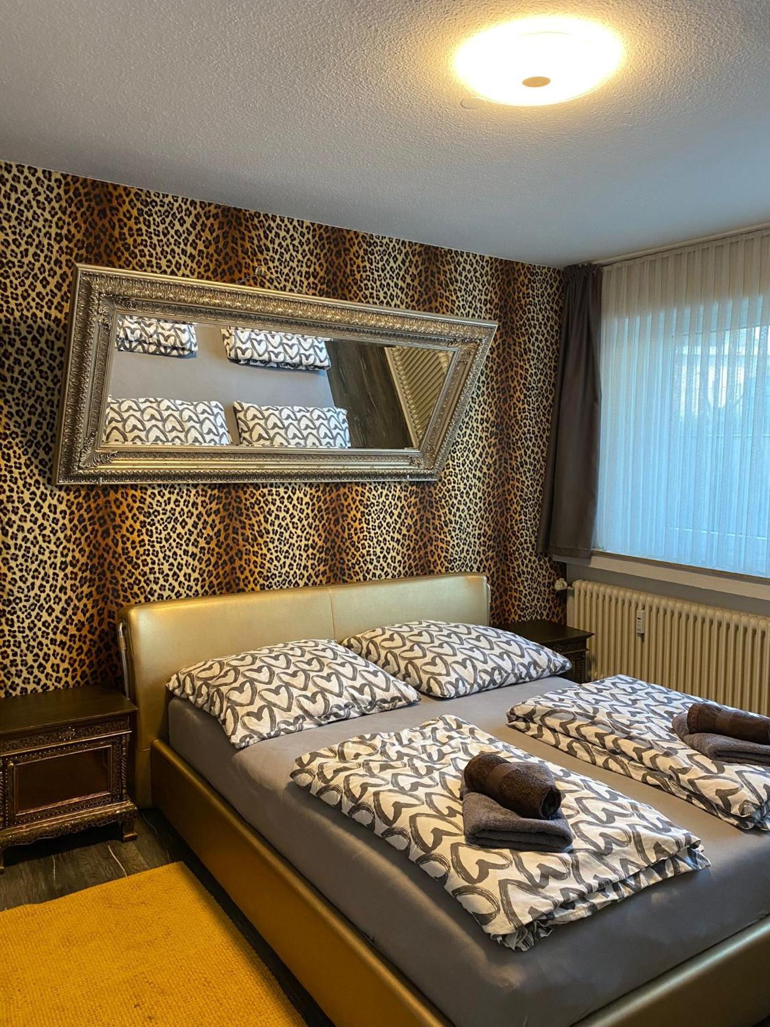 Apartment Dusseldorf-South - Self Check-In Εξωτερικό φωτογραφία